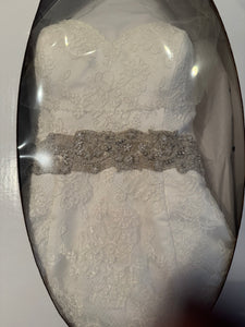 Winnie Couture 'Sweetheart Dress' wedding dress size-10 PREOWNED