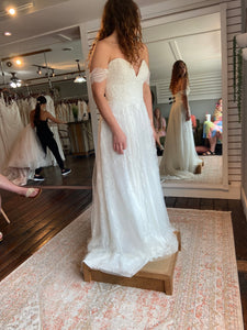 Enzoani 'BT19-7, 17744' wedding dress size-06 NEW