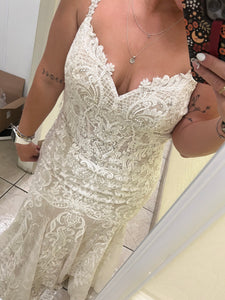 Allure Bridals '9575' wedding dress size-10 SAMPLE