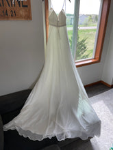 Load image into Gallery viewer, Sincerity Bridal &#39;44118&#39;
