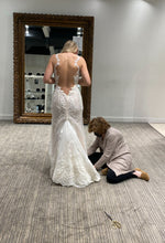 Load image into Gallery viewer, Ines Di Santo &#39;Barcelona&#39; wedding dress size-12 NEW
