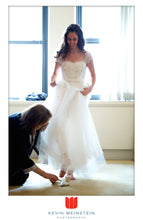 Load image into Gallery viewer, Reem Acra &#39;Ilsa&#39; - Reem Acra - Nearly Newlywed Bridal Boutique - 2
