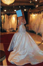 Load image into Gallery viewer, Stephen Yearick Custom Gown - Stephen Yearick - Nearly Newlywed Bridal Boutique - 3
