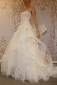 Monique Lhuillier 'Whisper with veil' size 4 used wedding dress front view on bride