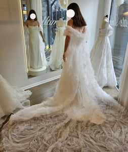 Ines Di Santo 'ROBIN Dress & Cape' wedding dress size-04 NEW