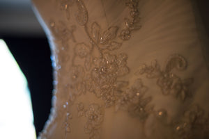 Oleg Cassini 'One Shoulder Tulle' size 12 used wedding dress view of waist line