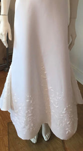 Rena Koh '0226' size 6 used wedding dress front view on mannequin