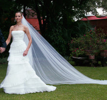 Load image into Gallery viewer, Michelle Roth &#39;Adel&#39; - Michelle Roth - Nearly Newlywed Bridal Boutique - 2
