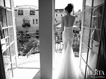 Load image into Gallery viewer, Berta &#39;14-32&#39; size 4 used wedding dress back view on bride
