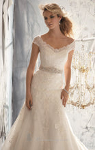 Load image into Gallery viewer, Mori Lee &#39;1960&#39; - Mori Lee - Nearly Newlywed Bridal Boutique - 1
