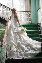 Load image into Gallery viewer, Eve of Milady Style 420 - eve of milady - Nearly Newlywed Bridal Boutique - 2
