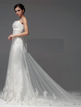 Load image into Gallery viewer, Custom &#39;Trumpet/Mermaid&#39; size 10 new wedding dress side view on model
