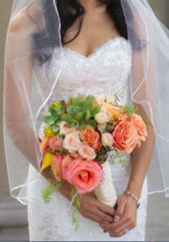 Load image into Gallery viewer, Watters &#39;Elegant and Romantic&#39; - Watters - Nearly Newlywed Bridal Boutique - 1
