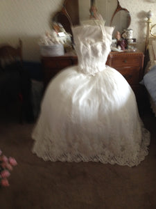 Mon Cheri 'Appliqued Dress' - Nearly Newlywed - Nearly Newlywed Bridal Boutique - 2