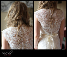 Load image into Gallery viewer, Allure Bridals &#39;9113&#39; - Allure Bridals - Nearly Newlywed Bridal Boutique - 4
