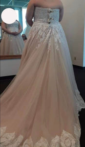 Stella York '6385ZZLU' wedding dress size-34 NEW