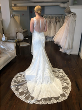 Load image into Gallery viewer, Wtoo &#39;Viola&#39; wedding dress size-02 NEW
