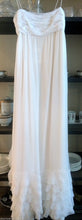 Load image into Gallery viewer, Valentino &#39;Romantic&#39; - Valentino - Nearly Newlywed Bridal Boutique - 2
