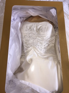 Matthew Christopher 'Roman Holiday' wedding dress size-06 PREOWNED