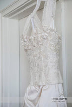 Load image into Gallery viewer, Monique Lhuillier &#39;Fitted Corset Dress&#39; - Monique Lhuillier - Nearly Newlywed Bridal Boutique - 4
