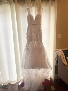 Oleg Cassini 'Mermaid' wedding dress size-06 PREOWNED