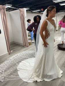 Aisle & Veil  'Knox' wedding dress size-06 NEW