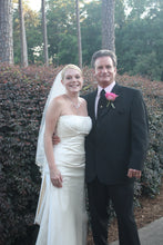Load image into Gallery viewer, Jenny Lee  &#39;Spring&#39; - Jenny Lee - Nearly Newlywed Bridal Boutique - 3
