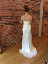 Load image into Gallery viewer, Suzanne Neville &#39;Spellbound&#39; - Suzanne Neville - Nearly Newlywed Bridal Boutique - 6
