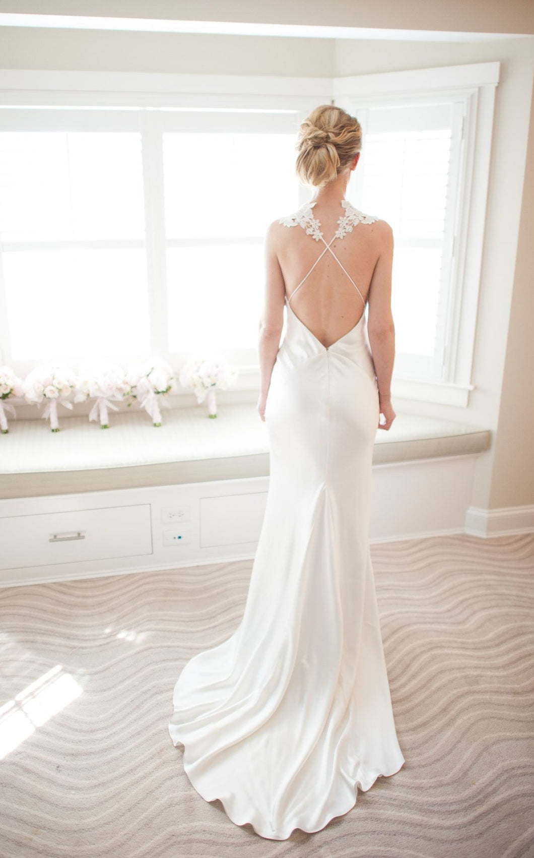 Elizabeth Fillmore 'Kara' wedding dress size-06 PREOWNED