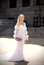 Load image into Gallery viewer, Hayley Paige &#39;Reba 62007&#39; wedding dress size-06 PREOWNED
