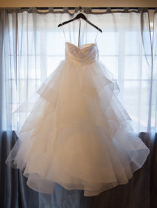 Hayley Paige 'Londyn' wedding dress size-06 PREOWNED