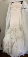 Load image into Gallery viewer, Vera Wang &#39;Ethel-Ivory&#39; size 2 used wedding dress front view on hanger
