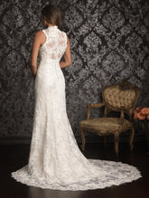 Load image into Gallery viewer, Allure Bridals &#39;9019&#39; - Allure - Nearly Newlywed Bridal Boutique - 2
