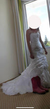 Load image into Gallery viewer, Alfred Angelo &#39;599 - Mermaid Ariel Disney&#39; wedding dress size-02 PREOWNED
