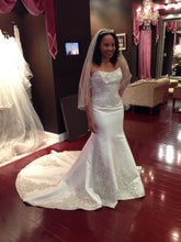 Load image into Gallery viewer, Winnie Couture &#39;Constance&#39; Satin Pearl - Winnie Couture - Nearly Newlywed Bridal Boutique - 2
