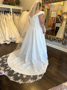Sydneys Closet 'SC5257' wedding dress size-20 NEW