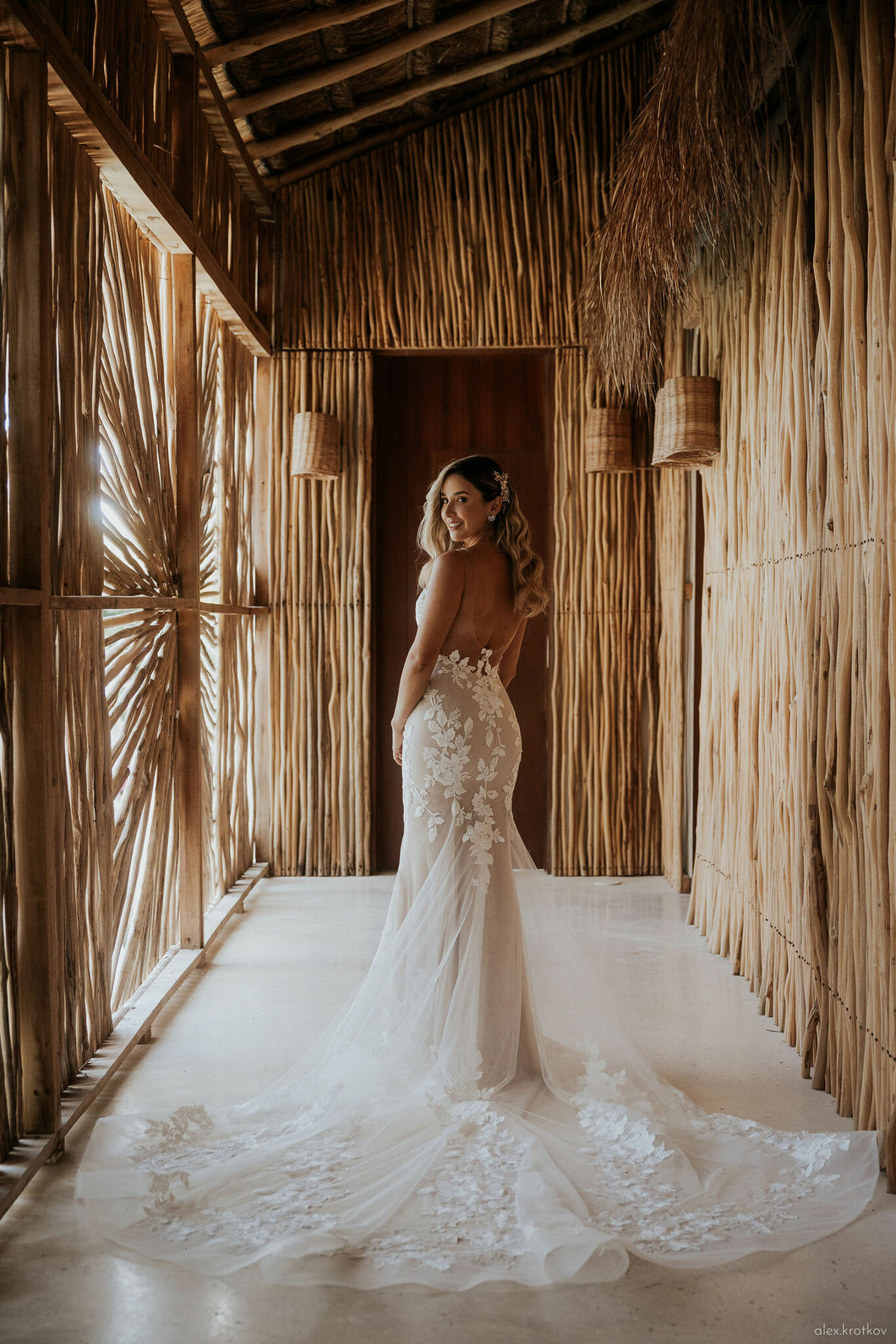 Ines Di Santo 'Margarita ' wedding dress size-04 PREOWNED