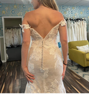 Justin Alexander '#99089' wedding dress size-06 SAMPLE