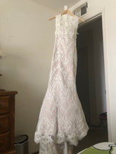 Load image into Gallery viewer, Marisa &#39;Imperial gown 22472&#39; wedding dress size-04 PREOWNED
