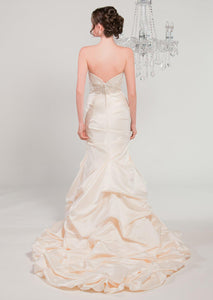 Winnie Couture 'Katarina' Wedding Dress - Winnie Couture - Nearly Newlywed Bridal Boutique - 2