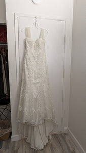 Casablanca 'N/A' wedding dress size-08 PREOWNED