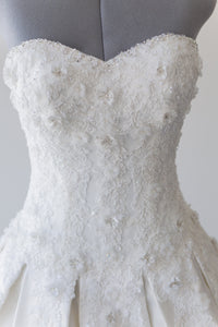 Dennis Basso 'For Kleinfeld' - Dennis Basso - Nearly Newlywed Bridal Boutique - 4