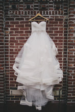 Load image into Gallery viewer, Pnina Tornai &#39;Sweetheart Ball Gown in Organza&#39; - Pnina Tornai - Nearly Newlywed Bridal Boutique - 2
