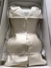 Load image into Gallery viewer, Amanda Wakeley &#39;Alberta Wedding Coat&#39; - Amanda Wakeley - Nearly Newlywed Bridal Boutique - 5
