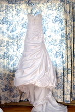 Load image into Gallery viewer, Maggie Sottero &#39;Adeline Marie&#39; size 6 used wedding dress
