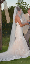 Load image into Gallery viewer, Maggie Sottero &#39;Marianne&#39; - Maggie Sottero - Nearly Newlywed Bridal Boutique - 5
