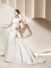 Load image into Gallery viewer, La Sposa &#39;Dorothy&#39; - La Sposa - Nearly Newlywed Bridal Boutique - 3

