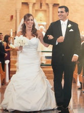 Load image into Gallery viewer, Kenneth Pool &#39;Rochelle&#39; - Kenneth Pool - Nearly Newlywed Bridal Boutique - 2
