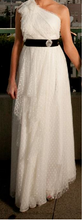 Load image into Gallery viewer, Carmen Marc Valvo &#39;Dotted Tulle&#39; - Carmen Marc valvo - Nearly Newlywed Bridal Boutique - 1
