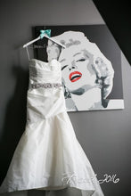 Load image into Gallery viewer, Amsale &#39;Nouvelle&#39; - Amsale - Nearly Newlywed Bridal Boutique - 1
